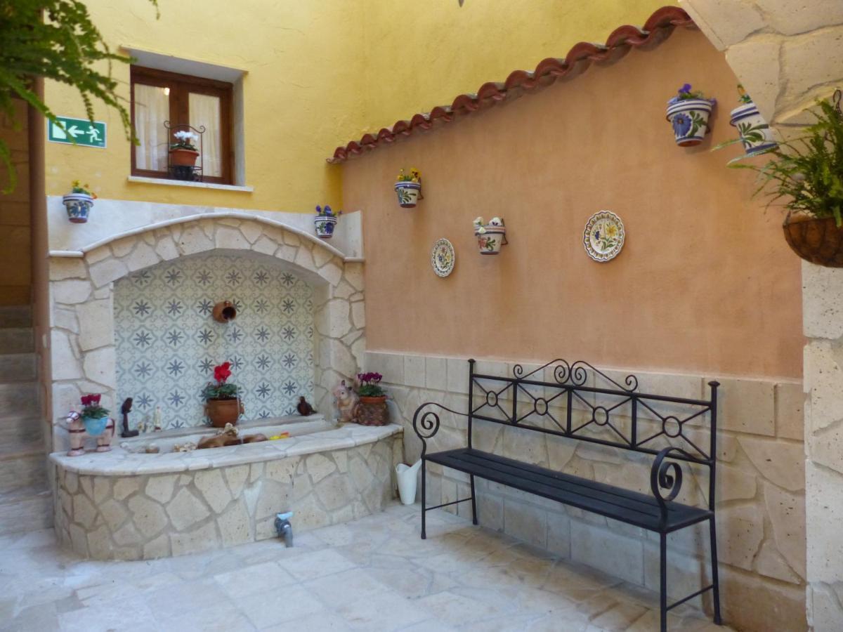 Апартаменты Casa De La Abuela Pili Кольменар-де-Ореха Экстерьер фото