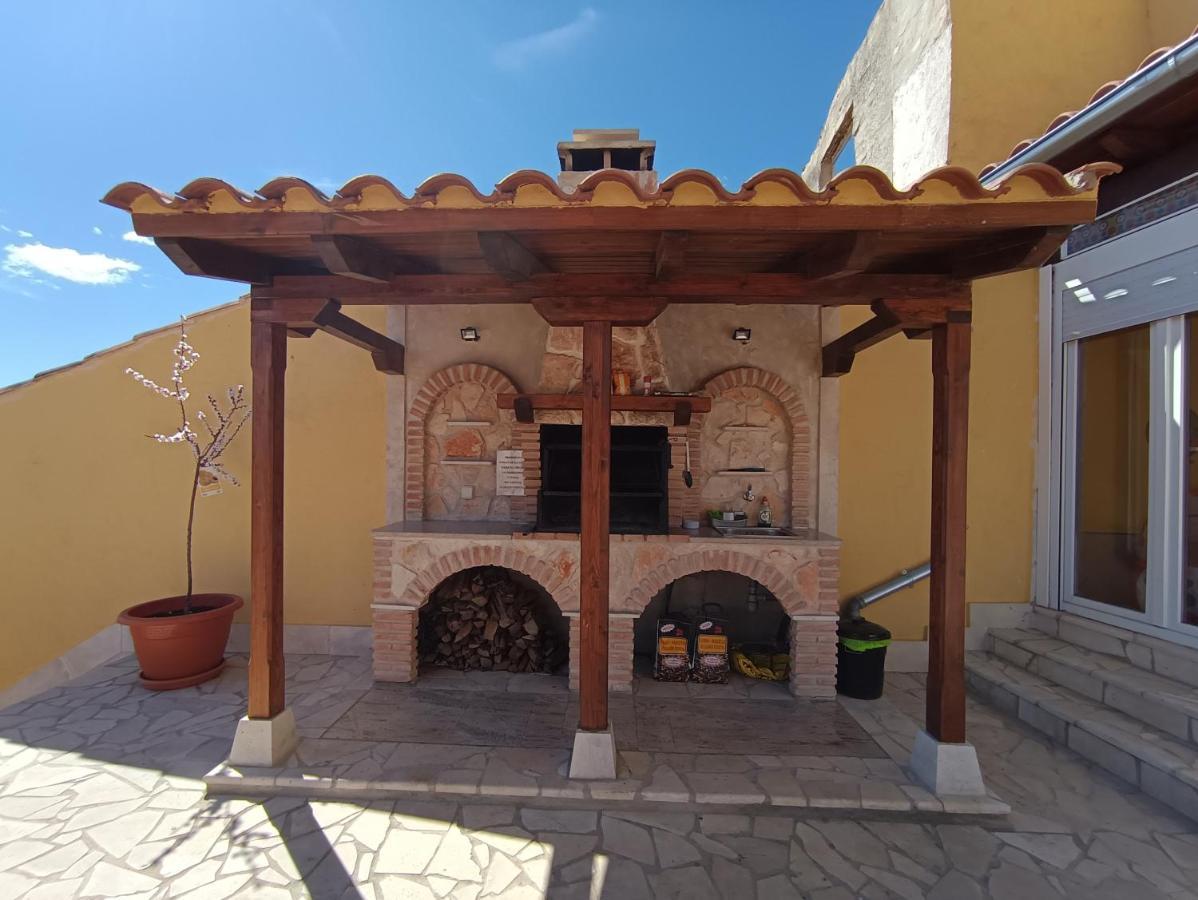 Апартаменты Casa De La Abuela Pili Кольменар-де-Ореха Экстерьер фото